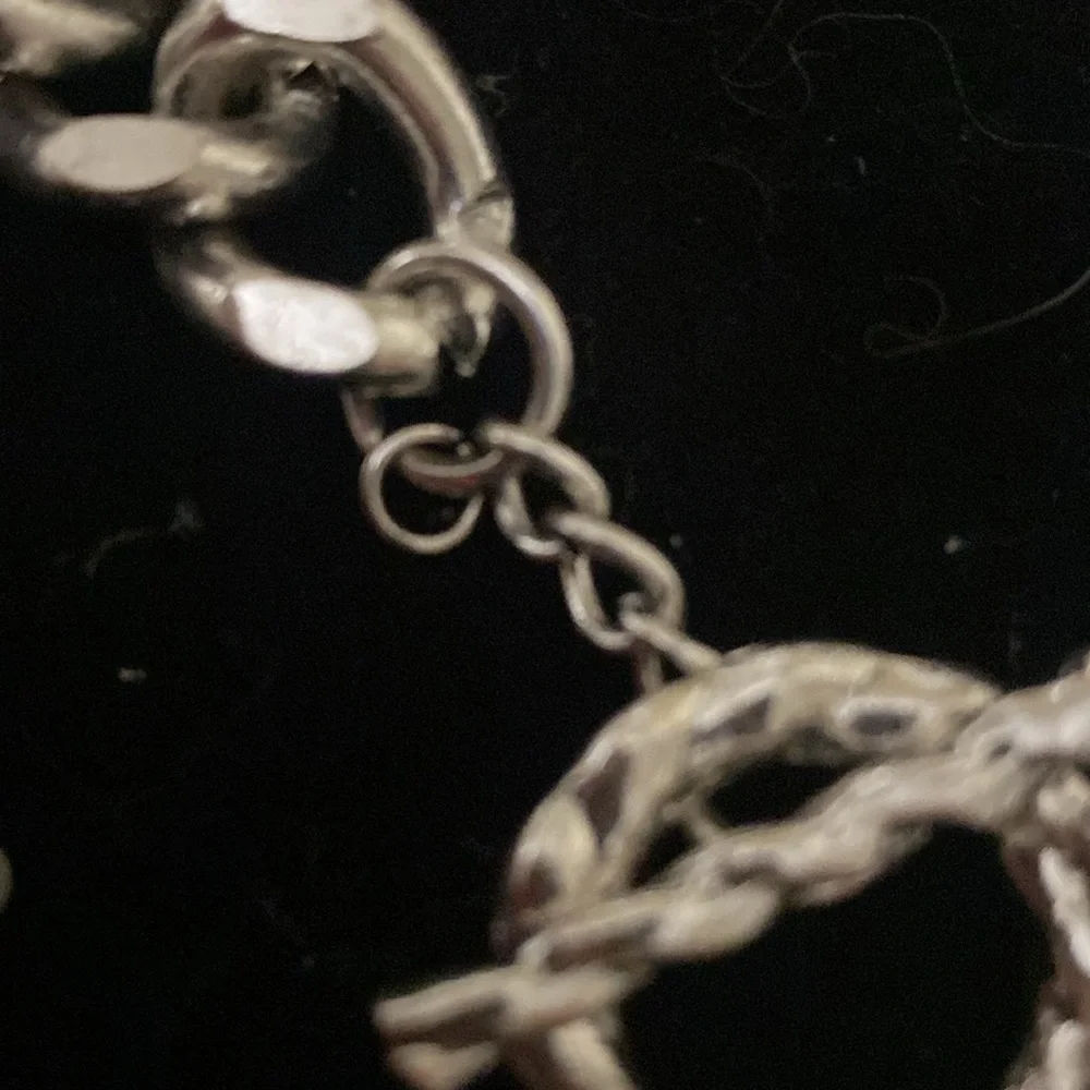 Traci Lynn Bold Chunky Large Silver Tone Necklace - Picture 8 of 8